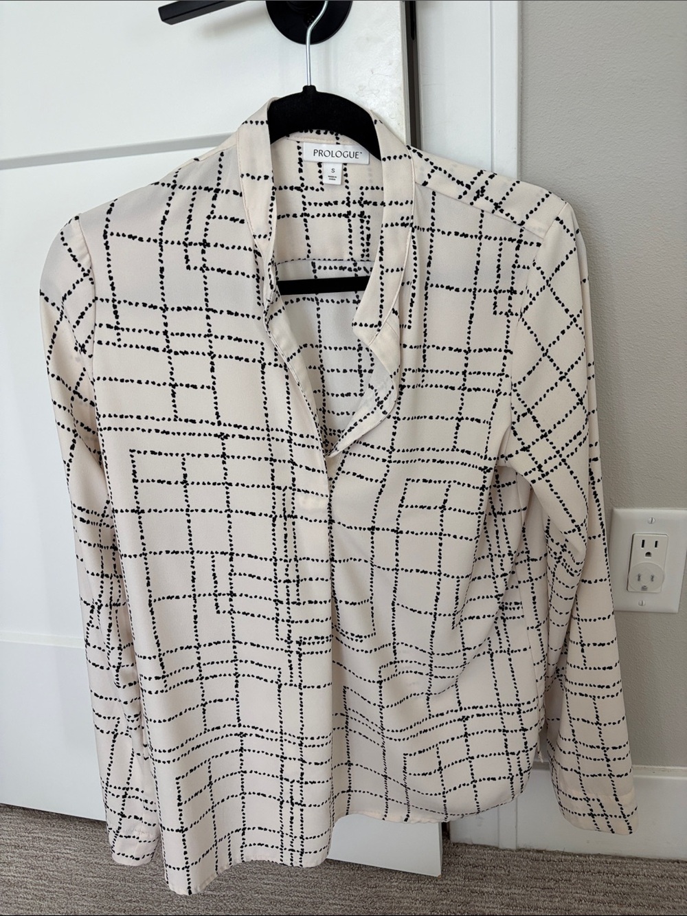 Prologue Cream and Black Grid-Print Button Front Blouse